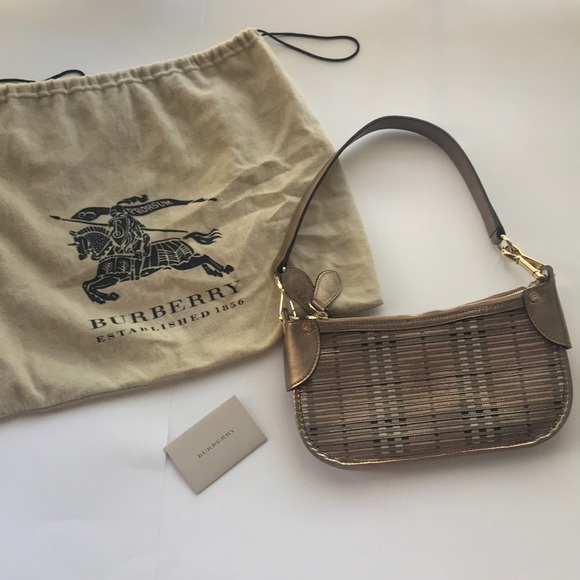 ❗️sale❗️Burberry Authentic handbag - Picture 1 of 9